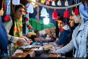 استقبال کوچک و بزرگ از آداب و رسوم ایرانی/ از آوازهای کهن تا غذاهای لذیذ + تصاویر 