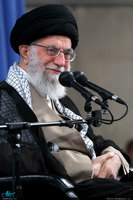 مراسم شب خاطره دفاع‌ مقدس با حضور رهبر معظم انقلاب