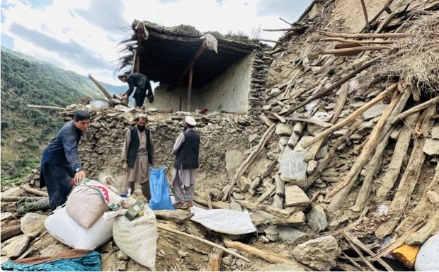  ترامپ از کمک به آسیب‌دیدگان زلزله افغانستان خودداری می‌کند