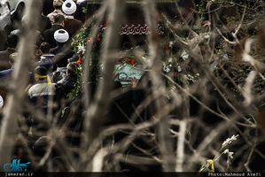 مراسم تشییع و خاکسپاری پیکر مطهر شهید گمنام در حوزه علمیه معیر 