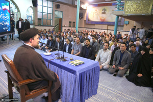 تجدید میثاق جمعی از نخبگان با آرمان های امام خمینی (س)