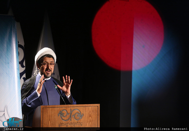 شب شعر فجر فاطمی در بیت تاریخی امام خمینی برگزار شد