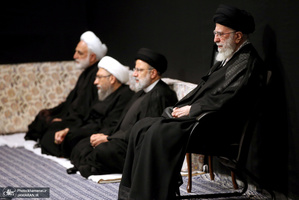 آخرین شب مراسم عزاداری حضرت اباعبدالله الحسین (ع) در حسینیه امام خمینی