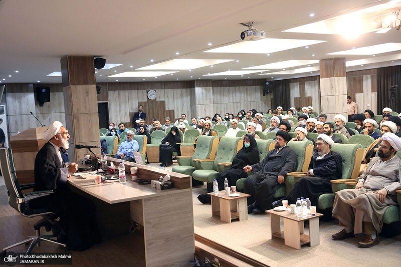 مراسم گرامیداشت شهید بهشتی و یارانش در پژوهشکده امام خمینی (س) و انقلاب اسلامی