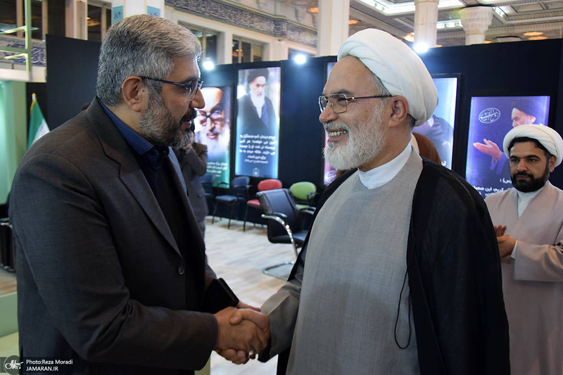 غرفه موسسه تنظیم و نشر آثار امام خمینی (س) در سی و سومین نمایشگاه بین المللی قرآن کریم-1