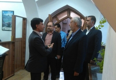 بازدید استاندار خراسان جنوبی از باغ و عمارت اکبریه بیرجند