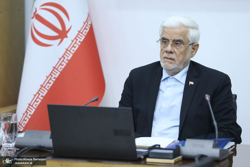 جلسه شورای جهاد دانشگاهی با حضور محمدرضا عارف