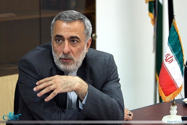 احمدی‌‌نژاد بدون اطلاع مقامات عالی‌رتبه نظام، مذاکره با آمریکاییها در عمان را کلید زد