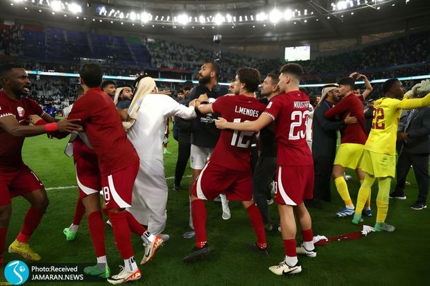 عکس و ویدیو| درگیری شدید بازیکنان ایران و قطر؛ طارمی به جنگ برنده‌ها رفت