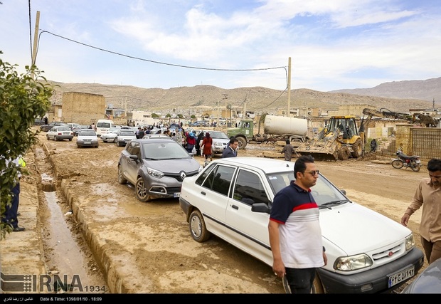 حضور به موقع نمایندگان دولت در مدیریت سیل شیراز موثر بود