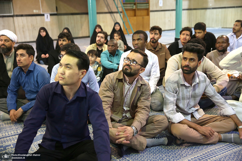 بازدید جمعی از دانشجویان دانشگاه جامعه المصطفی از جماران