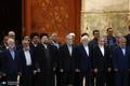 تجدید میثاق رئیس‌جمهور پزشکیان با آرمان‌های امام خمینی (س) در نخستین روز هفته دولت + عکس