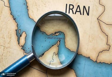 ۴ نفتکش در تنگه هرمز مجبور به تغییر مسیر شدند + عکس