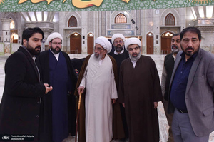 حضور آیت الله مصطفی اشرفی شاهرودی در حرم امام خمینی (س)