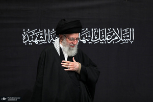 اولین شب مراسم عزاداری حضرت فاطمه‌زهرا (س) در حسینیه امام خمینی