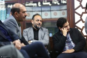دیدار نوروزی کارکنان موسسه با دکتر علی کمساری