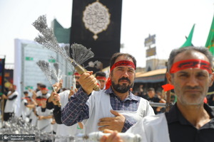 عزاداری مردم قم در روز عاشورای حسینی