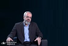 کامل نواب، فعال سیاسی نزدیک به قالیباف: یک جریان سیاسی خاص که در انتخابات‌ها به توفیقی نرسیده، از فرصت مدیریت صداوسیما برای تقویت تفکرات خود استفاده می‌کند/ تحلیلگران صداوسیما ذهنیتی شاذ نسبت به مسائل کشور دارند