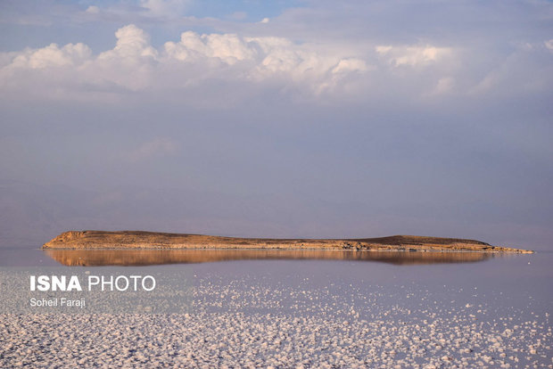 حجم آب دریاچه ارومیه، 4 میلیون مترمکعب افزایش یافت