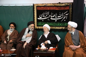 عزاداری در بیوت مراجع عظام تقلید و علما در سالروز شهادت حضرت فاطمه(س)