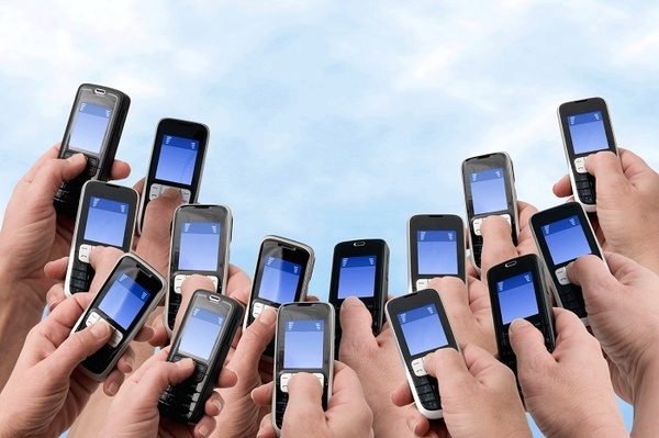 انتقاد از وضعیت آنتن‌دهی تلفن همراه در پلدختر