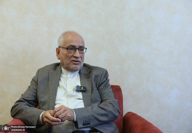 حسین مرعشی: شرایط کشور را باید از «نه جنگ نه صلح» به سمت ثبات ببریم/ منتظر هیچ تغییری در صداوسیما نباشید/ تا زمانی که ثبات سیاسی برقرار نشود، اقتصاد حرکت نخواهد کرد