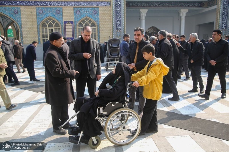 مراسم تشییع و خاکسپاری پدر دکتر جوادی یگانه