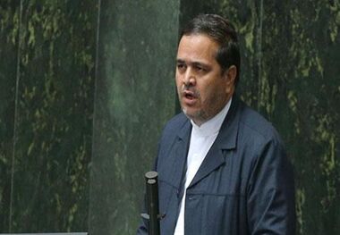 اظهارات عجیب یک نماینده پس از تذکر رهبری: روحانی نازک نارنجی شده!/ رهبری مصداقی برای توهین‌ها تعیین نکرده‌اند!