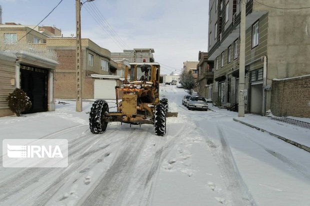 یک‌هزارتن ماسه و نمک در معابر کرج پخش شد