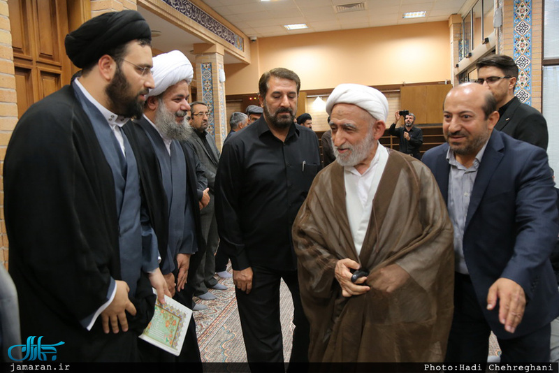 مراسم بزرگداشت والده آیت الله واعظ موسوی در بیت علامه طباطبایی قم