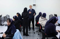 بازدید پزشکیان از مدرسه هوشمند فرزانگان یک شهریار (4)