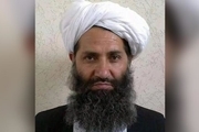 شاخ و شانه رهبر طالبان برای خارجی ها 