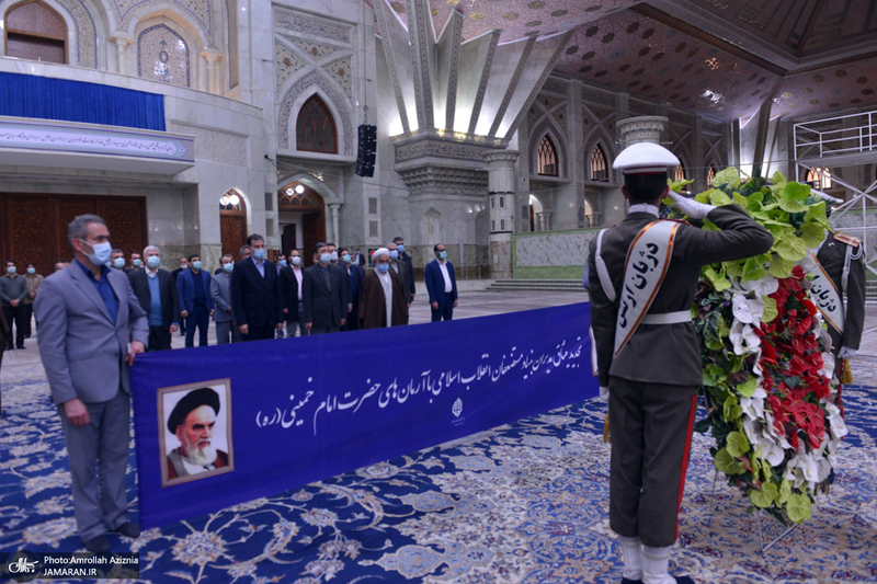 تجدید میثاق رئیس و مدیران بنیاد مستضعفان با آرمان های امام خمینی(س)