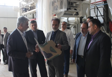 معاون وزیر صنعت:بازاریابی ،اولویت نخست واحدهای تولیدی است