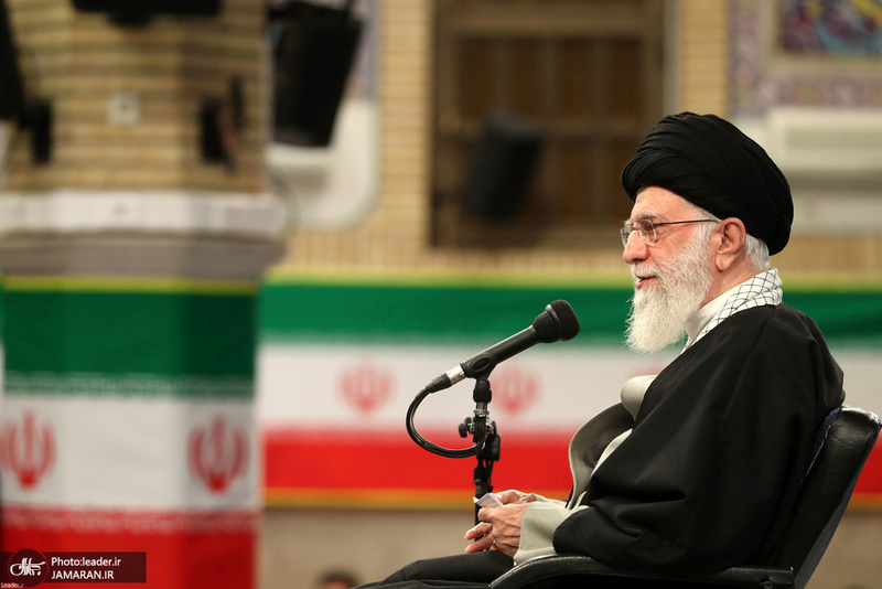 دیدار جمعی از فرماندهان و کارکنان نیروی هوایی ارتش با فرمانده معظم کل قوا