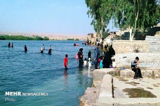 مردم از نزدیک شدن به ساحل رودخانه دز خودداری کنند