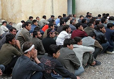 یک آمار عجیب دیگر در مورد اتباع افغانستانی/ ادعای نماینده مجلس: برخی اتباع با وجود ۲۱بار طرد شدن مجدداً به ایران بازگشته‌اند!