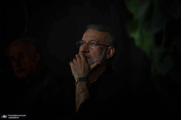 پاسخ علی لاریجانی به منتقدان: «ارتفاع بگیریم» یک راهبرد برای طی کردن مسیر است/ سوءاستفاده کنندگان از نام شهیدان خدمت ناکام باد!