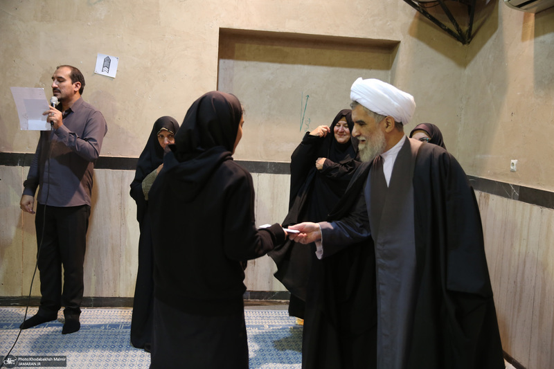 ورکشاپ هنر ی دانش آموزان هنرستان یادگار امام در حسینیه جماران