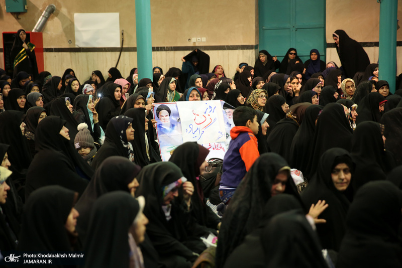 همایش رسالت زن در گام دوم انقلاب در حسینیه جماران