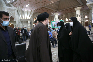 تجدید میثاق رئیس مجلس شورای اسلامی و نمایندگان با آرمان های حضرت امام (س)