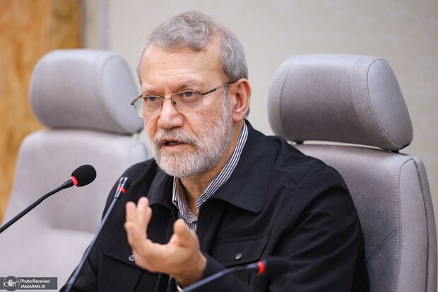 علی لاریجانی به ترامپ: این بود سرودی که برای آزادی در ایران ساز کردید؟!