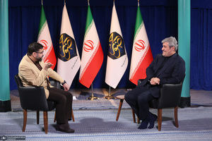 گفتگو حضور با تاجگردون