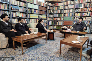 دیدار اعضای بیت حضرت آیت الله العظمی علوی گرگانی (ره)  با سید حسن خمینی