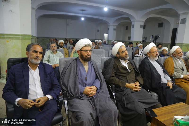 ‪نشست علمی با موضوع  آثار تقیه مداراتی در حج از منظر امام خمینی (ره) (2)