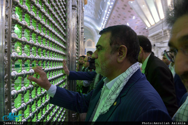 تجدید میثاق کارکنان بانک های ملت و مهر اقتصاد با آرمان های حضرت امام(س)