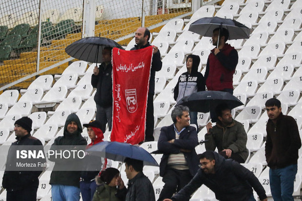 زنوزی: از اروپا یا آمریکای جنوبی مربی می‌آوریم  نظر من حفظ نام "تراکتورسازی" است