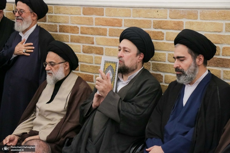 حضور آیت الله سید حسن خمینی در مراسم وداع با آیت الله العظمی شبری زنجانی (ره)