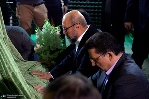 تجدید میثاق رئیس و مدیران بنیاد مستضعفان با آرمان های حضرت امام خمینی (س)