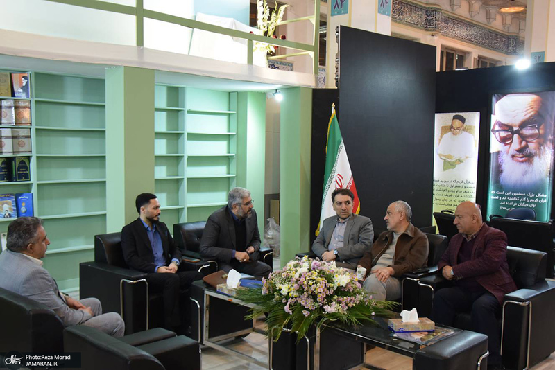 غرفه موسسه تنظیم و نشر آثار امام خمینی (س) در سی و سومین نمایشگاه بین المللی قرآن کریم-1